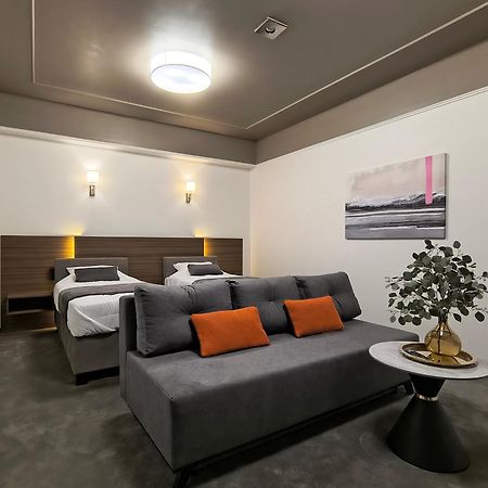 Mini Hotel On Brovarskaya Brovary Ngoại thất bức ảnh