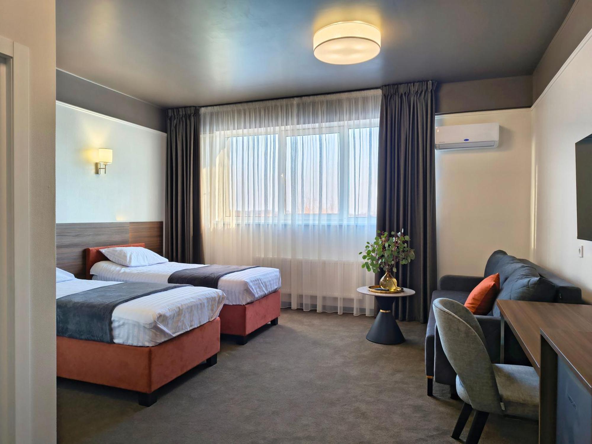Mini Hotel On Brovarskaya Brovary Ngoại thất bức ảnh