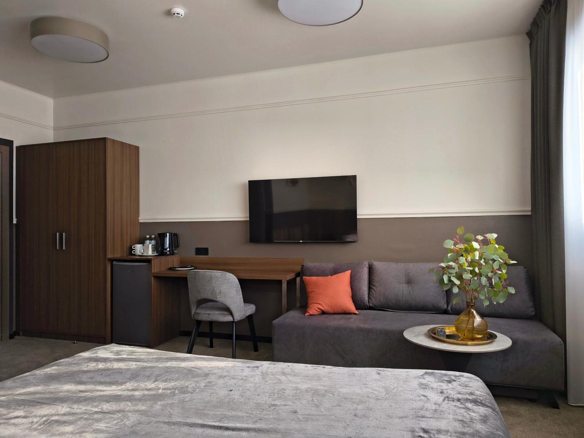 Mini Hotel On Brovarskaya Brovary Ngoại thất bức ảnh
