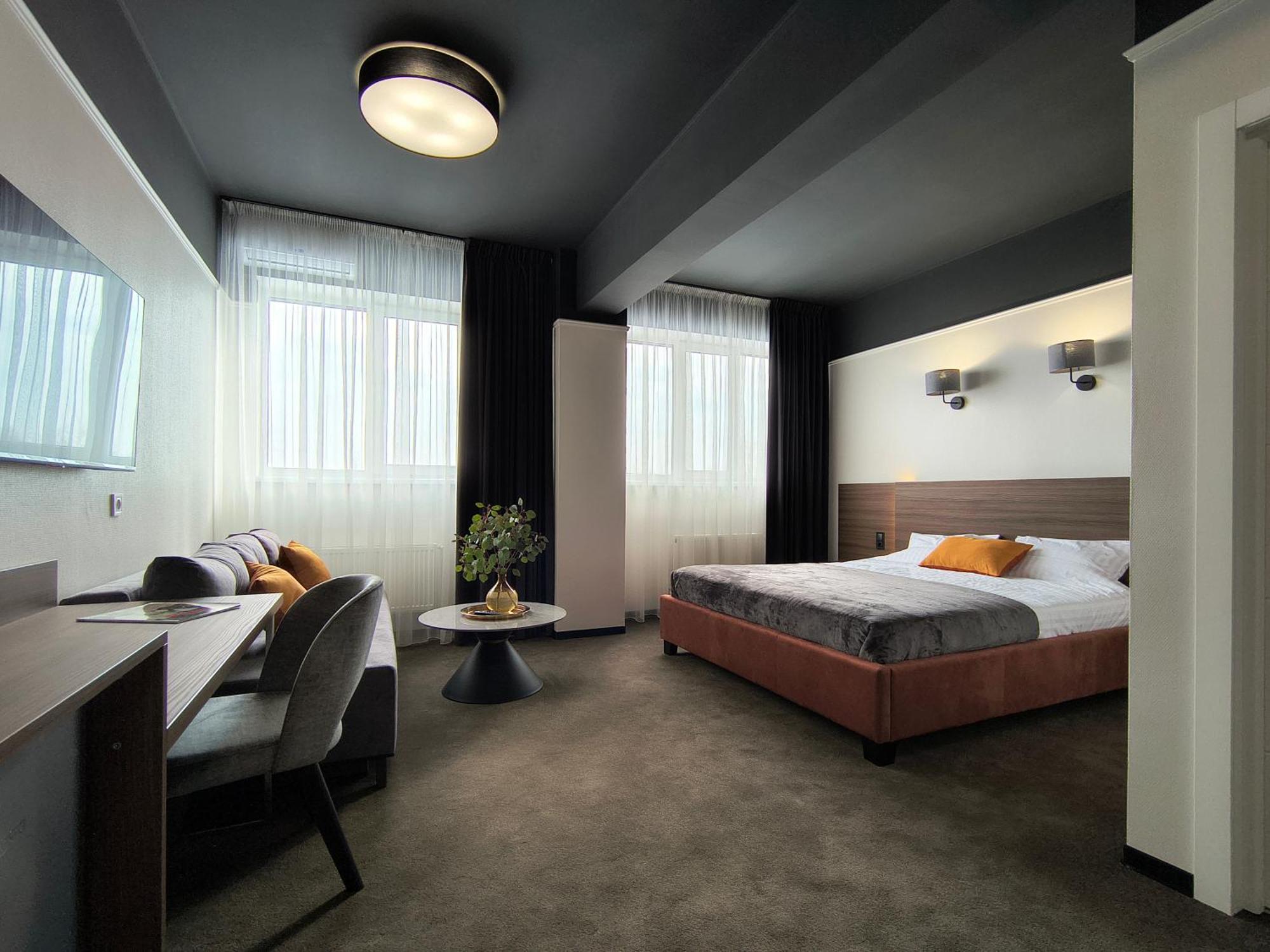 Mini Hotel On Brovarskaya Brovary Ngoại thất bức ảnh